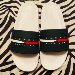 New Tommy Hilfiger men slides size 11